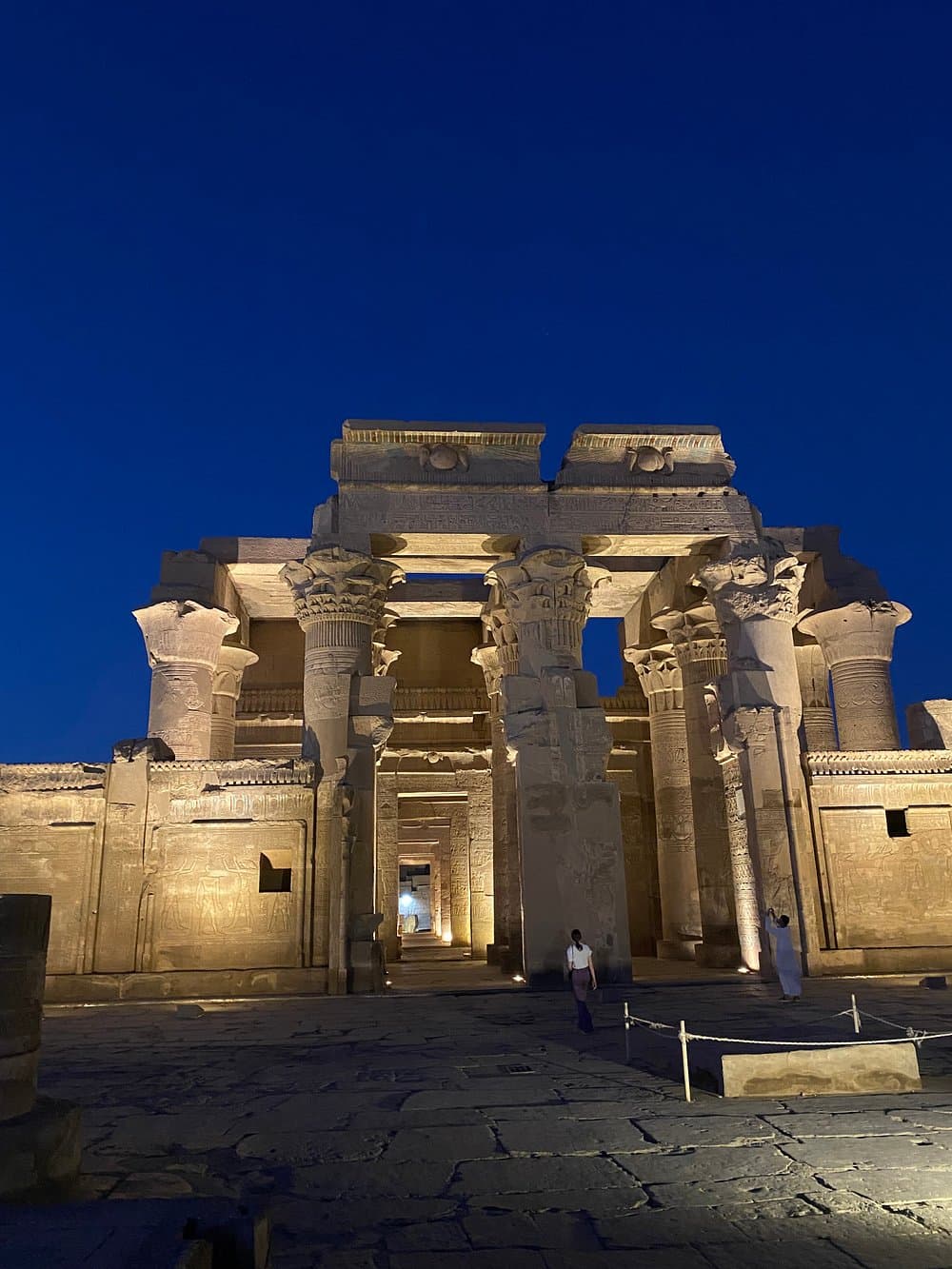 Nile Cruise from Aswan to Luxor&Abu Simbel+Balloon